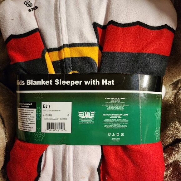Kids Blanket Sleeper with Hat - Picture 2 of 3
